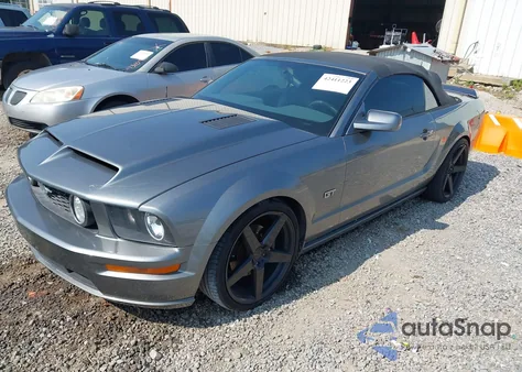 2007 Ford Mustang Gt Deluxe/Gt Premium z USA, uszkodzony, nr VIN 1ZVFT85H975277786